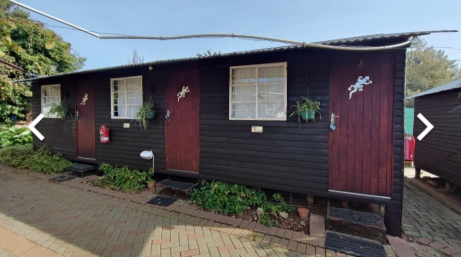10 Bedroom Property for Sale in Dan Pienaar Free State
